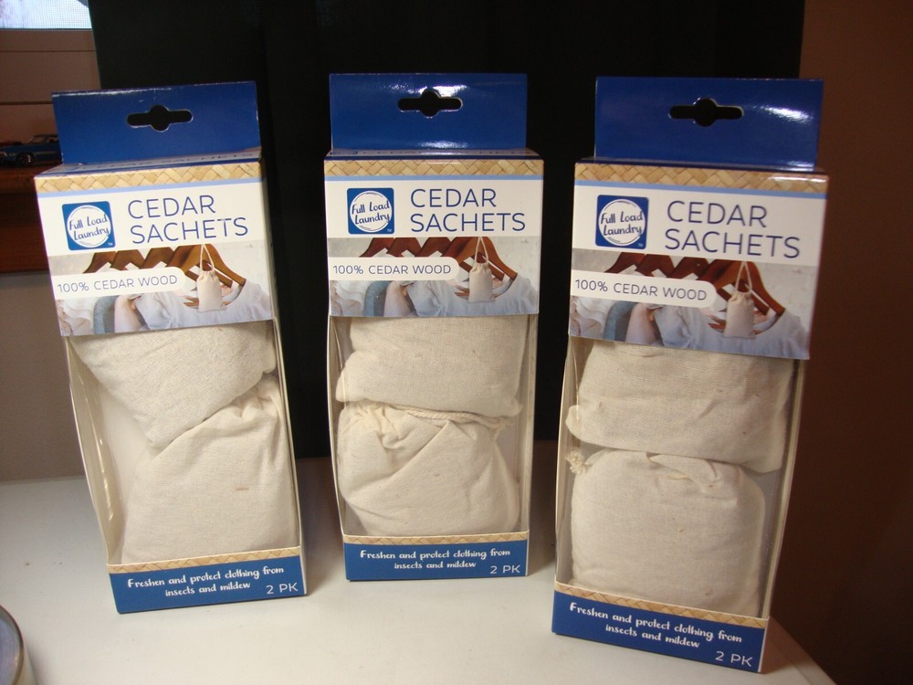 6 Full Load Laundry Cedar Sachets 100% CEDAR WOOD