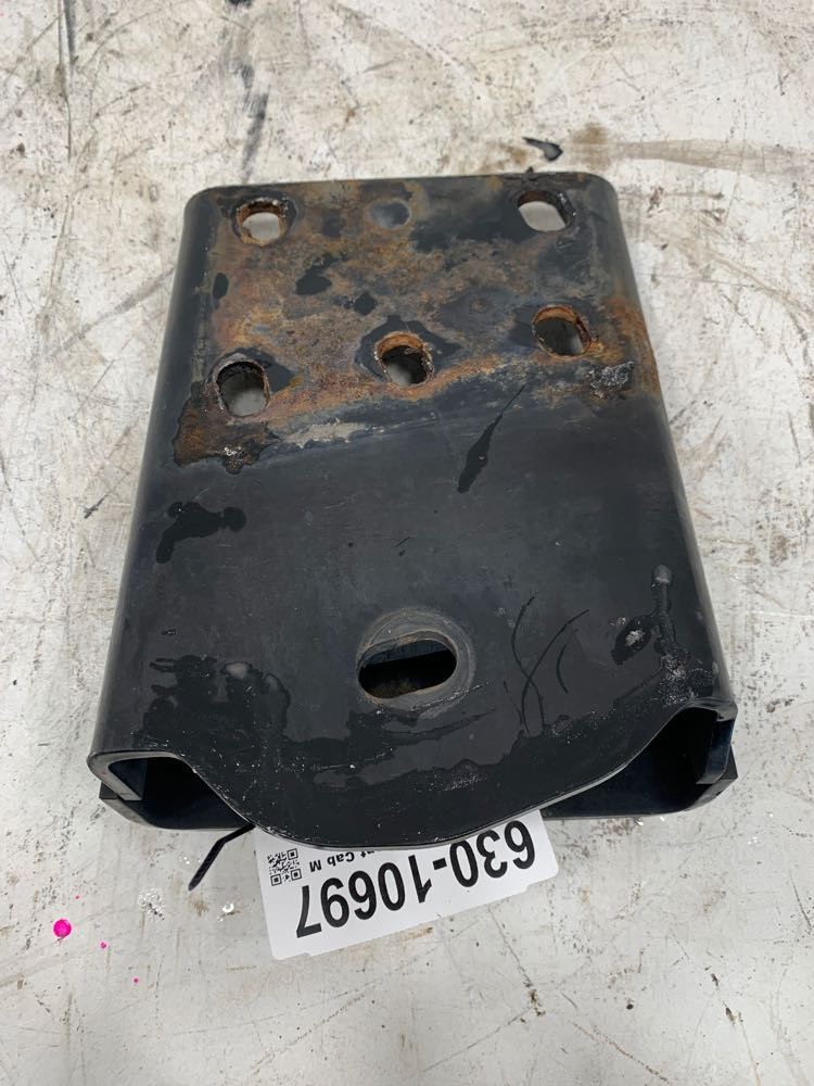 2011 International Prostar Cab Mount (630-10697)