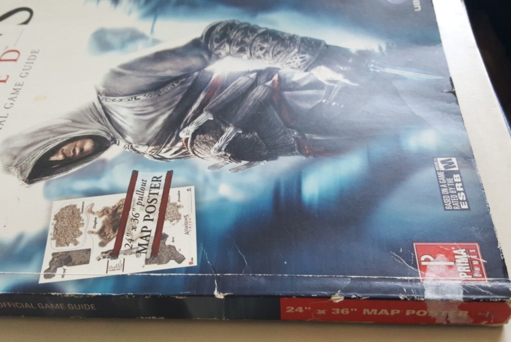 Assassin's Creed Official Game Strategy Guide (Prima) 2007 no map insert