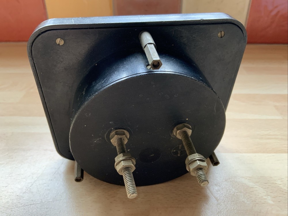 Vintage meter Ferranti v 4623