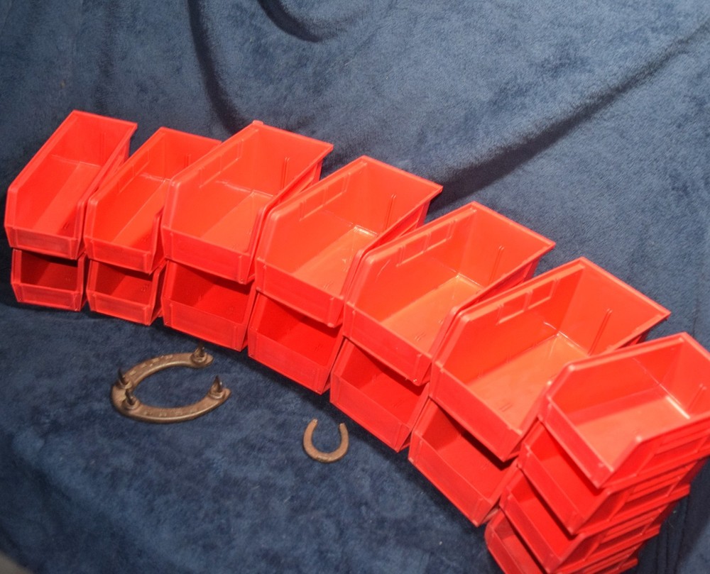 U-LINE (16 PK)LARGE 11x 5"x5"&4X4"PLASTIC STORAGE SMALL PART CONTAINER STACKABLE