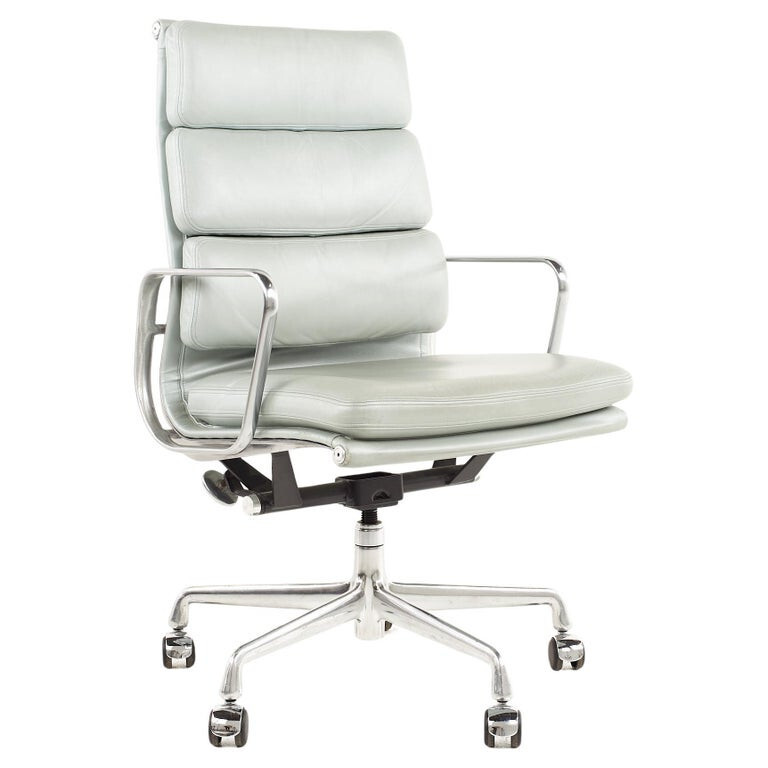 Eames Mid Century Blue Gray Soft Pad Chair