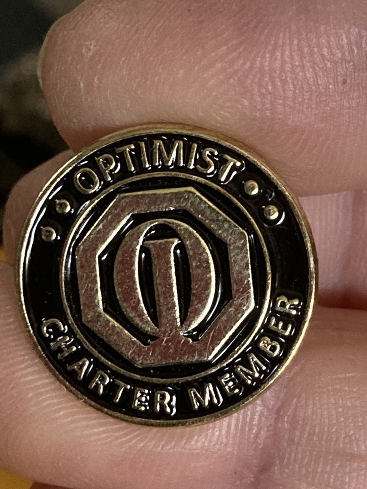 Optimist charter member Lapel Pin EUC K535