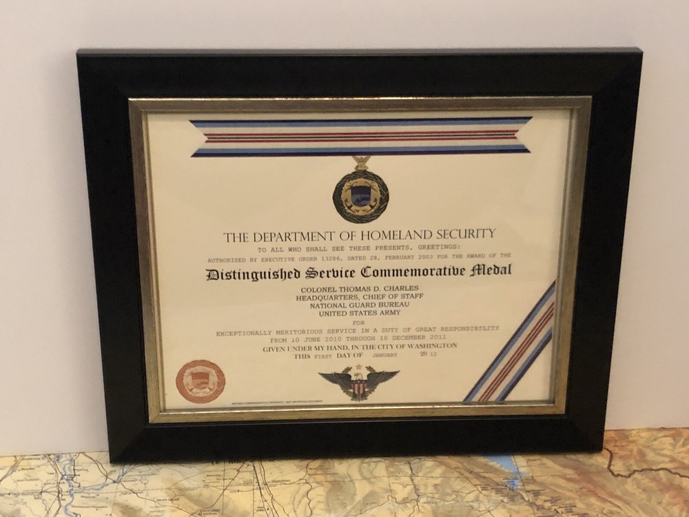 D.H.S. DISTINGUISHED SERVICE COMMEMORATIVE MEDAL CERTIFICATE ~ Type 1
