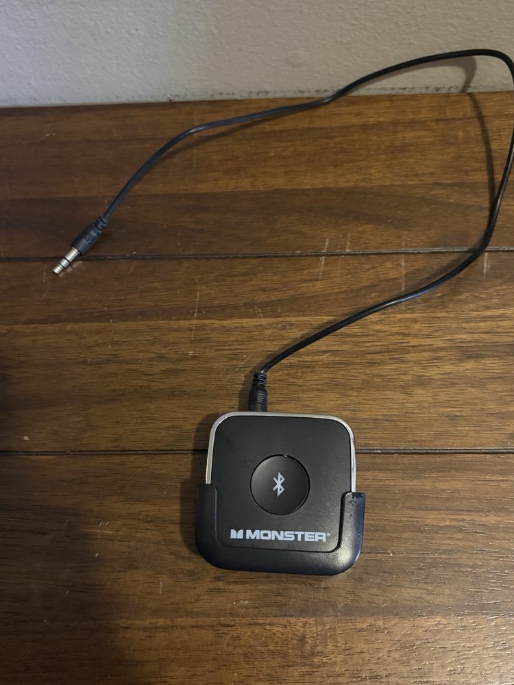 Monster Bluetooth Wireless Audio Transmitter 3.5mm Jack Black