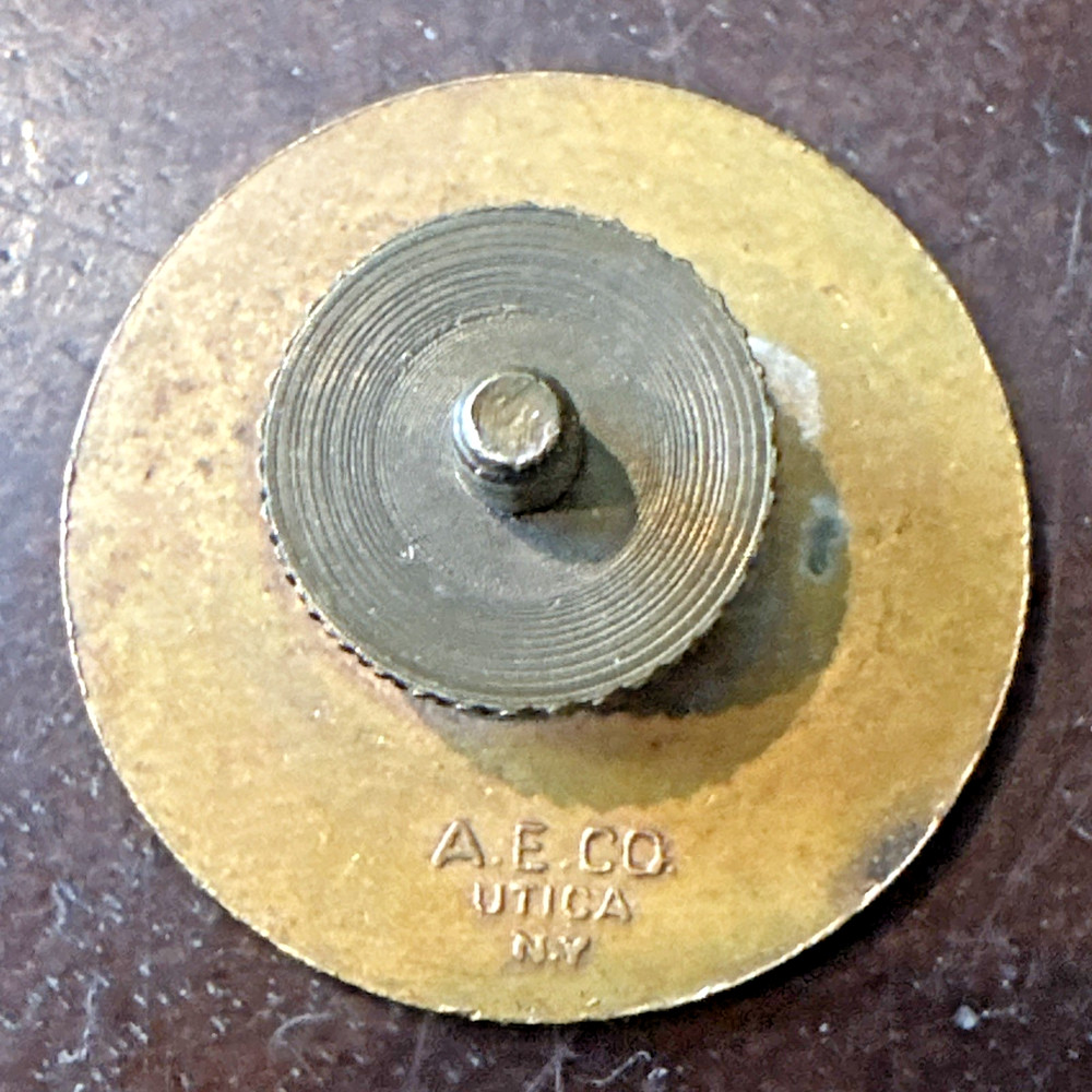 Collar Disk WW1 4th Infantry Regiment With Screw Nut