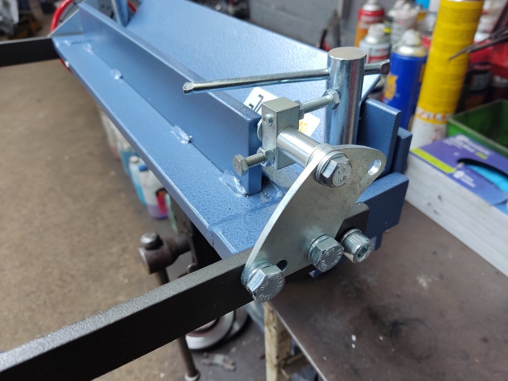New sheet metal folder 400mm / 3mm + angular scale + angle limiter. Video, Free