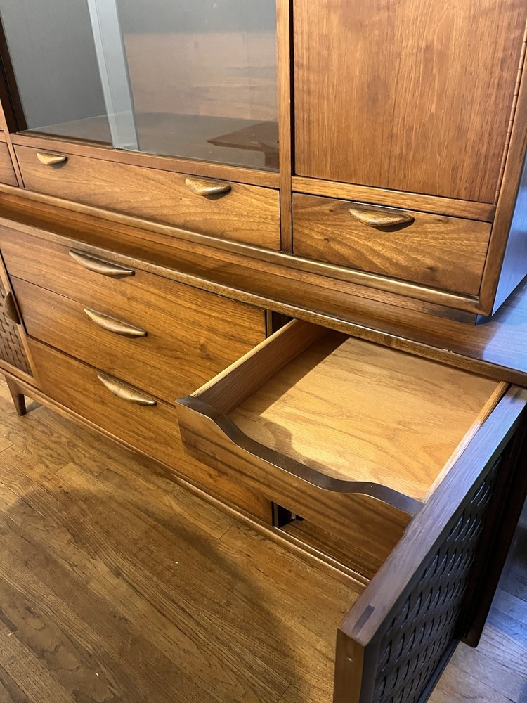 🪑 Lane “Perception” Mid-Century Modern Hutch & Buffet – 2-Piece Set