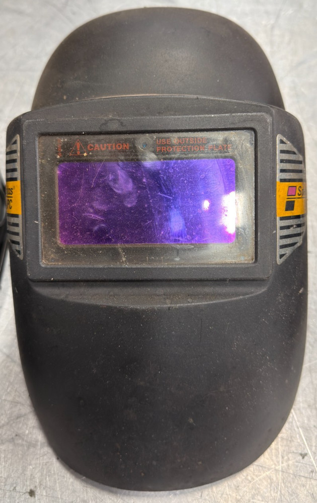 WELDING HELMETS - AUTO DARK - ALL 3 - ONE MONEY