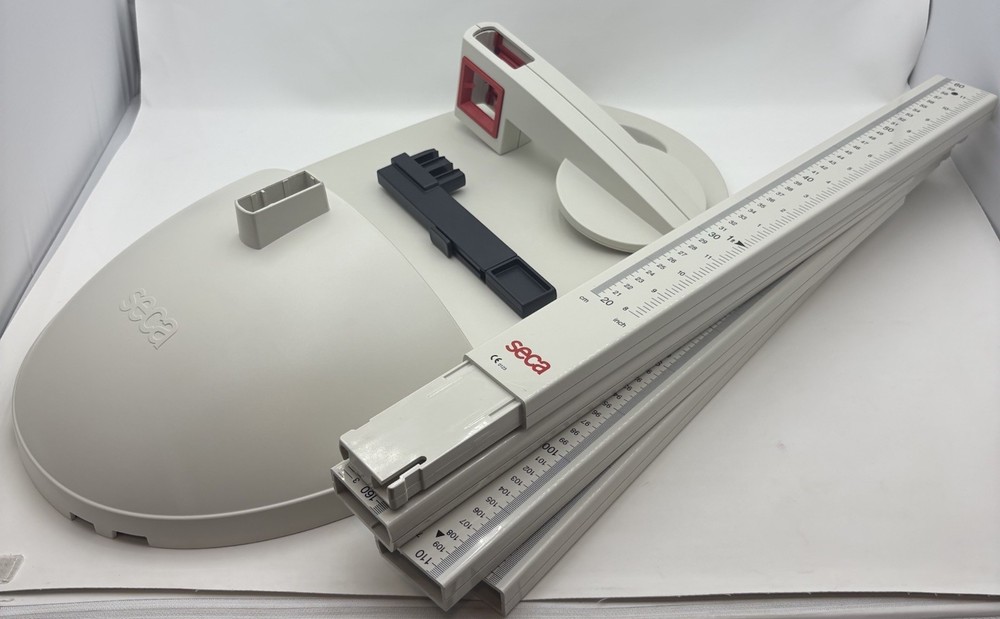 Seca 213 Stadiometer for Mobile Height Measurement