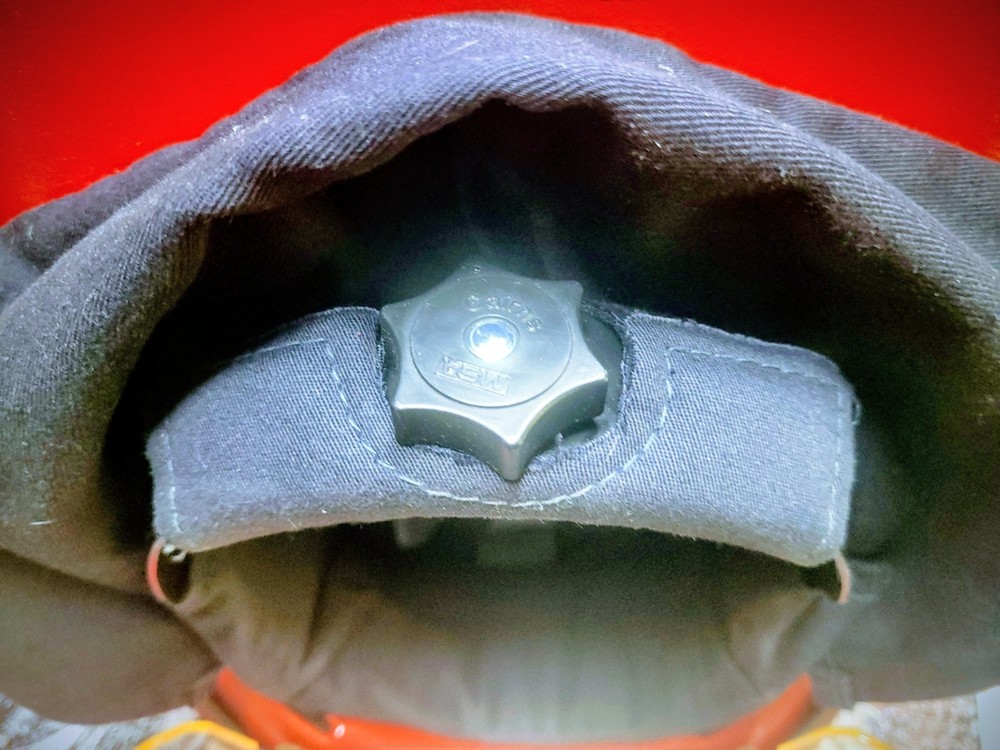 Carnes Model 880 Red Fire Helmet