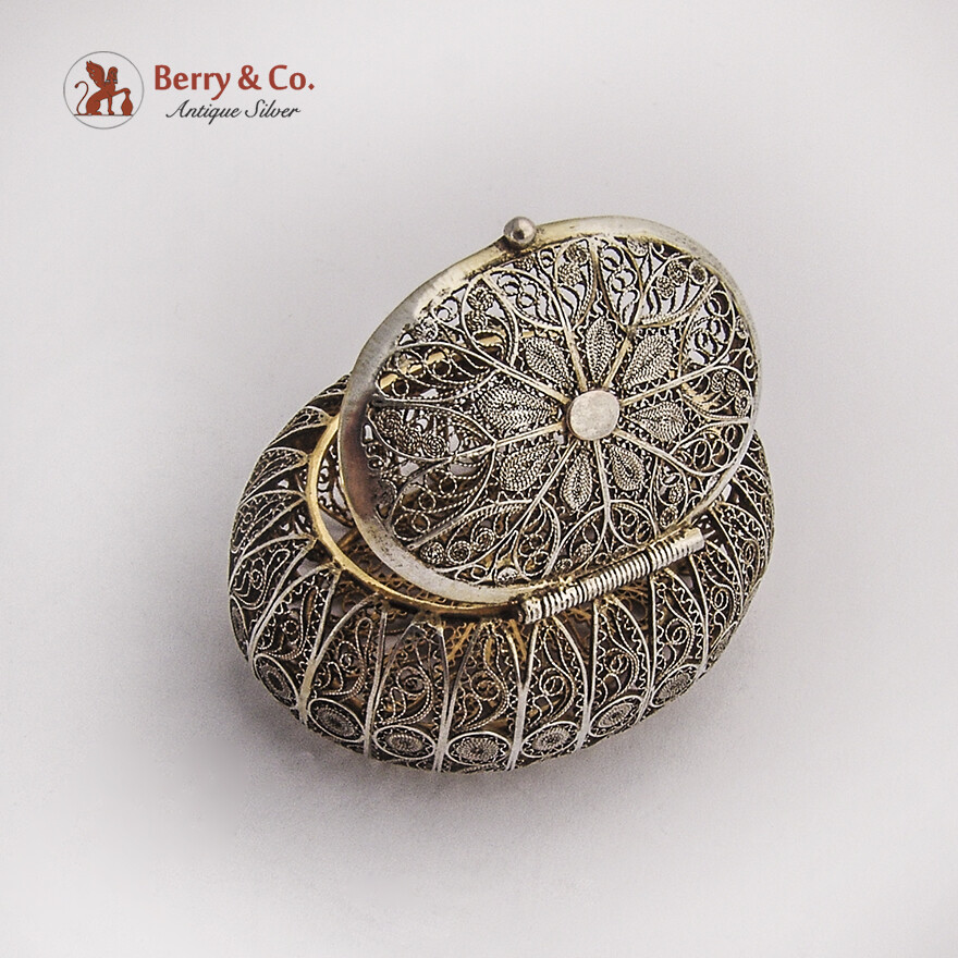 Small Oval Filigree Box Gilt Interior Sterling Silver 1900s