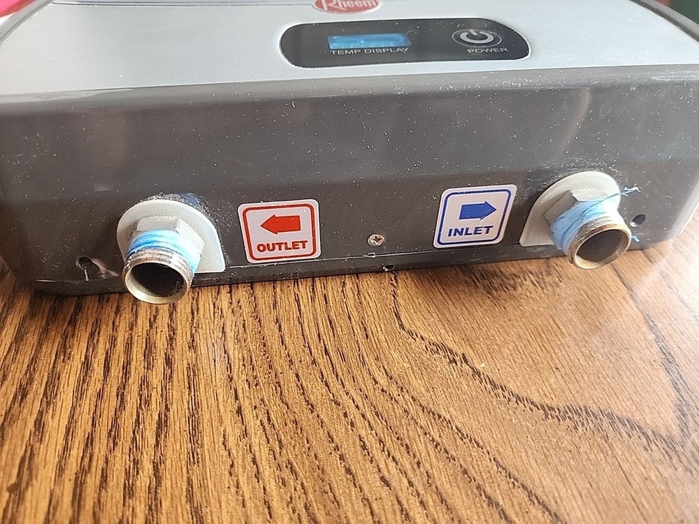 Rheem RETEX-06 6 kW 1.0 GPM Electric Tankless Water Heater - Gray 475