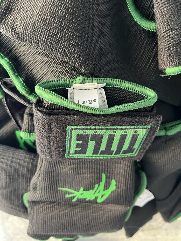 New Title Boxing Attack Nitro Speedwraps 2.0 - Black/Green Size regular