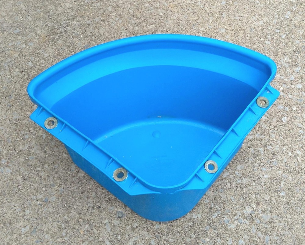 Horse Stall Corner Feeder  #47A