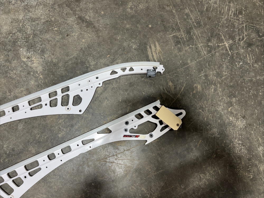 Arctic cat - 2704-923 - Rail, Formed - White SET