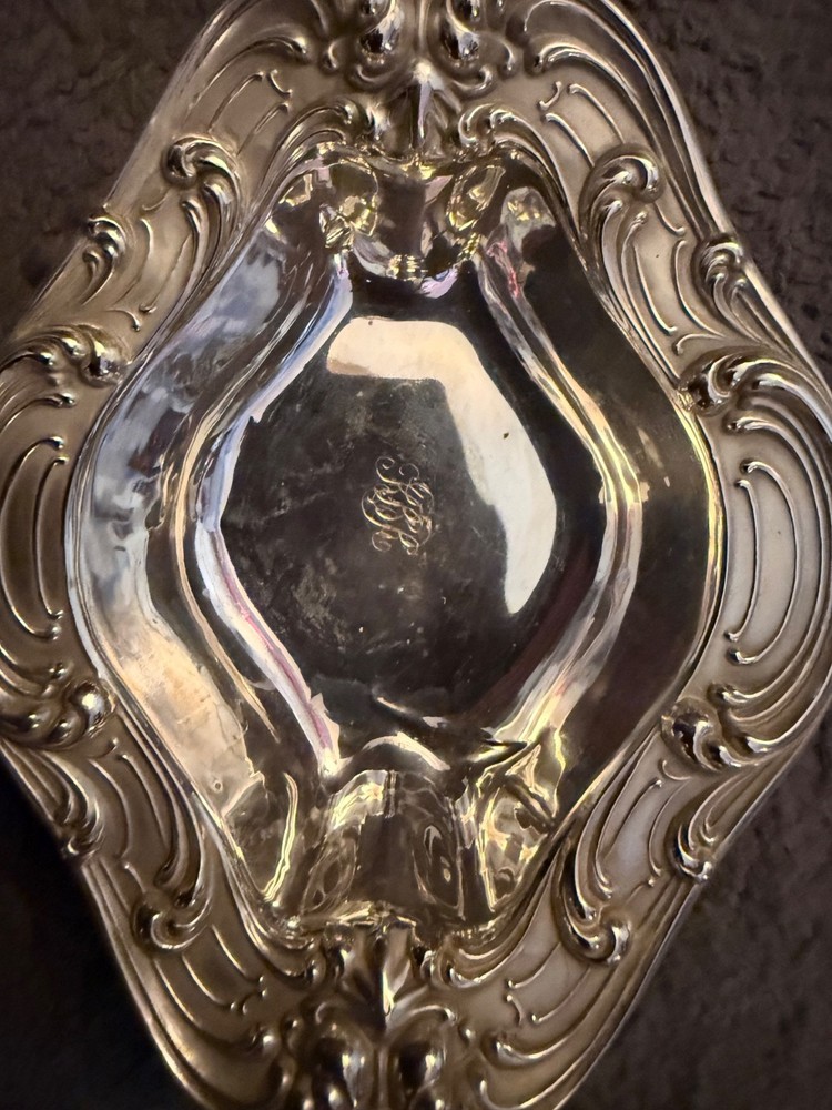 Sterling Silver Webster Rococo Design style 3423 Nut/Candy Dish