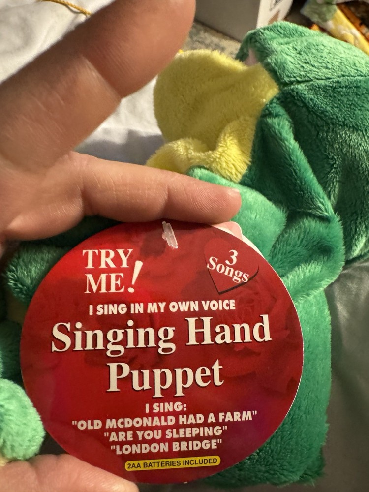 Dan Dee Frog Prince Green Plush Hand Puppet Plastic Eyes 10"