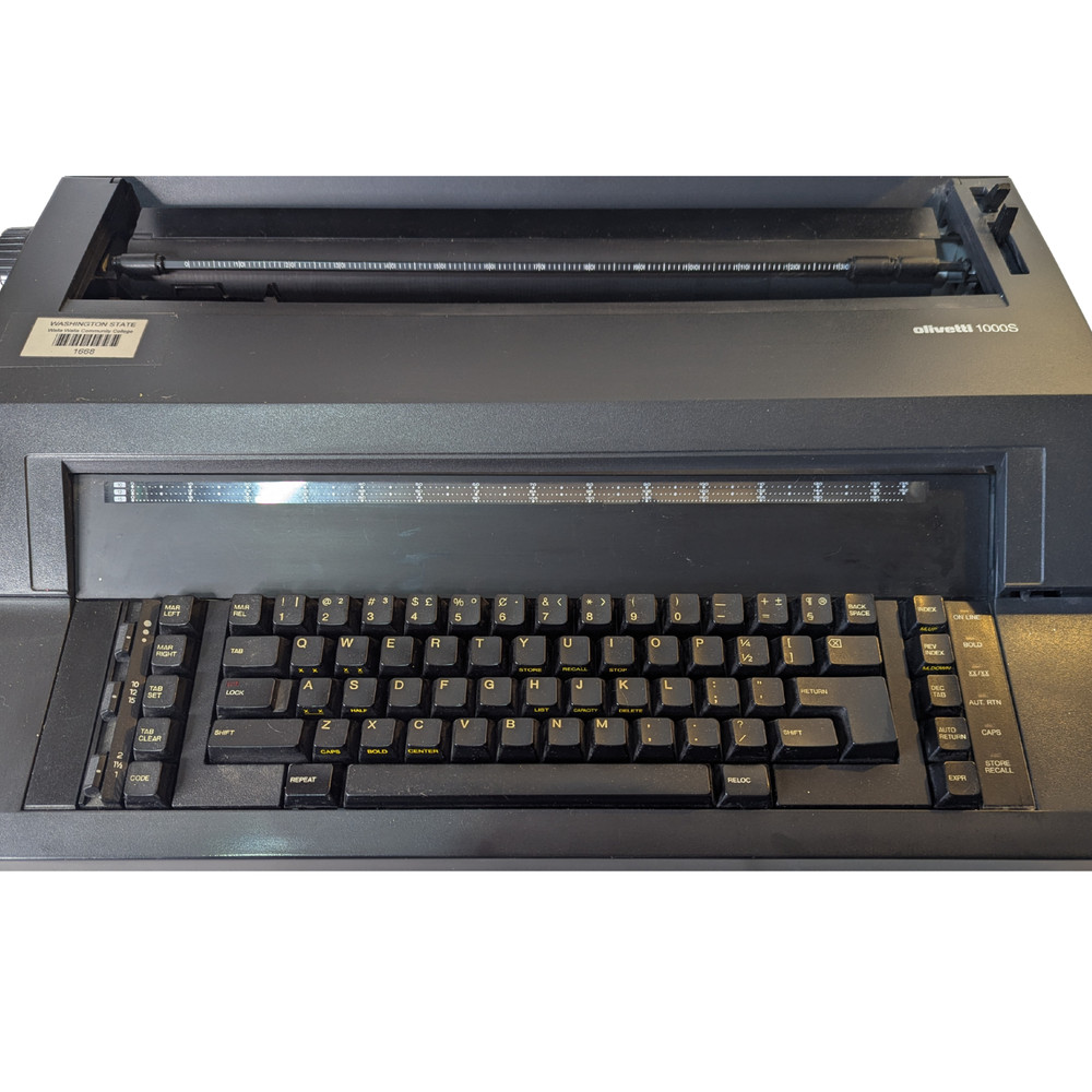 Olivetti 1000 S Electronic Typewriter – Powers On – Made in Japan
