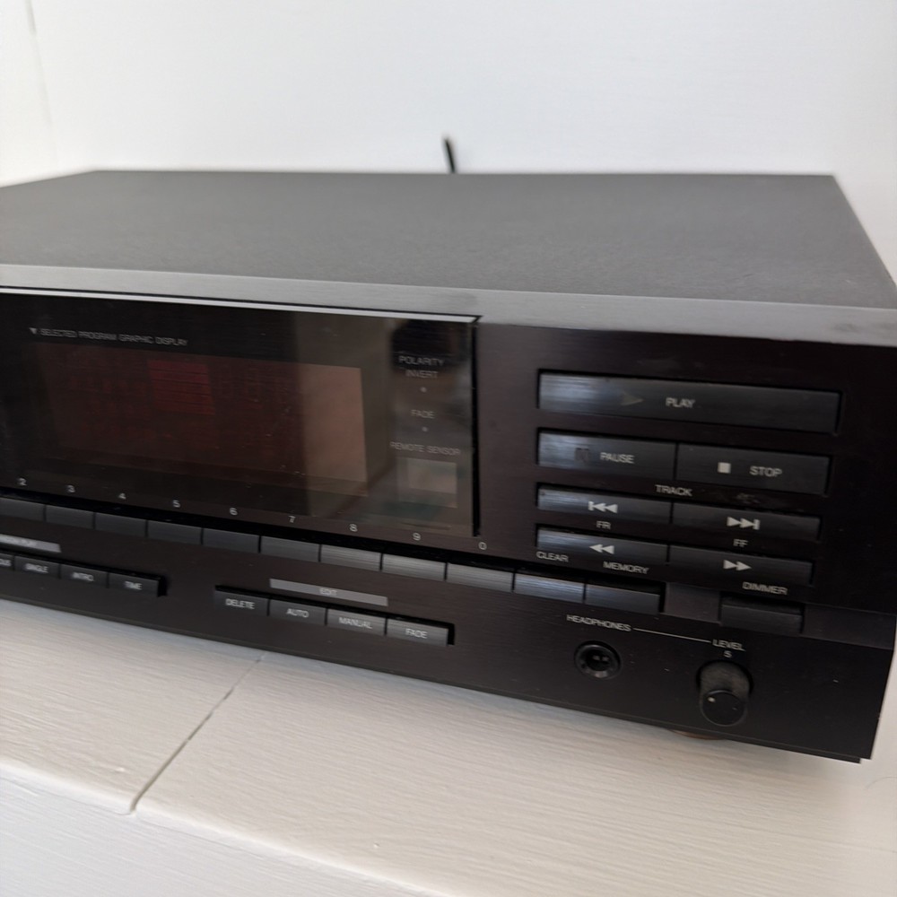 Vintage NEC CD-730 Renaissance Version 4 DAC Compact Disc Player Digital- MINT