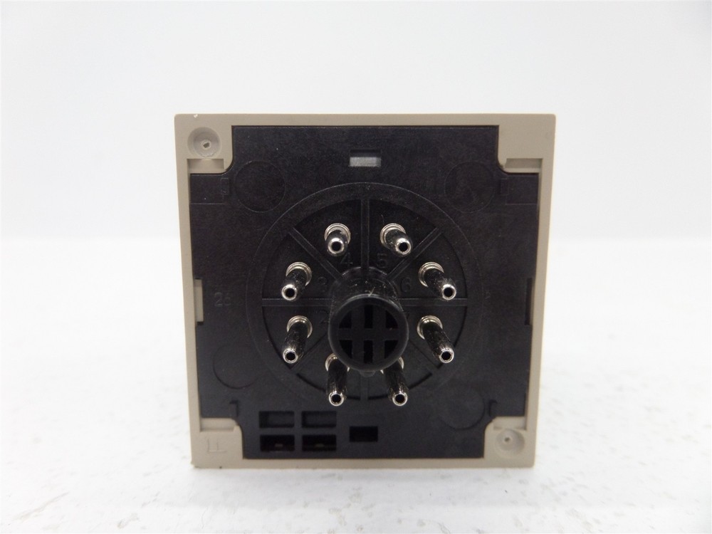 Omron H3CR-A8 Timer Relay