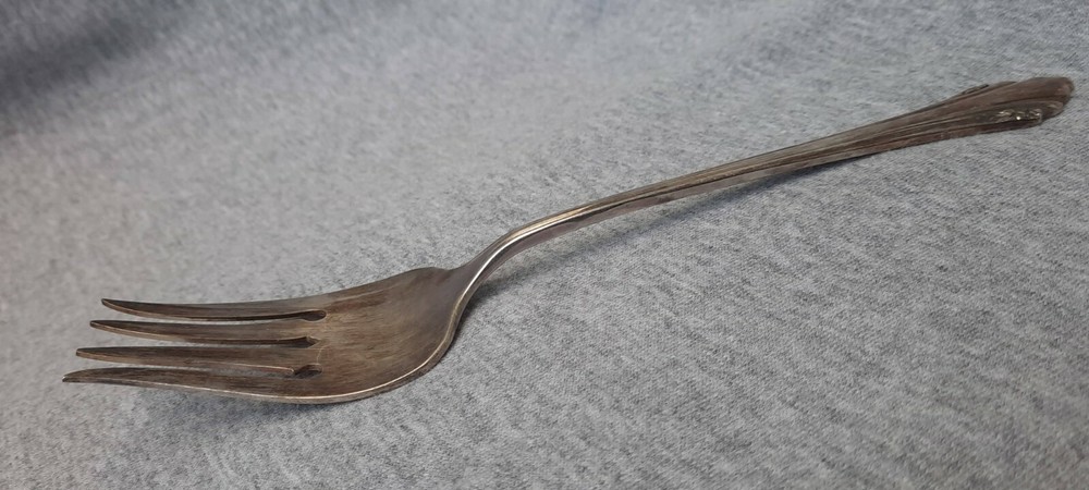 Vintage Oneida Community Cold Meat Serving Fork ~ Unknown Pattern
