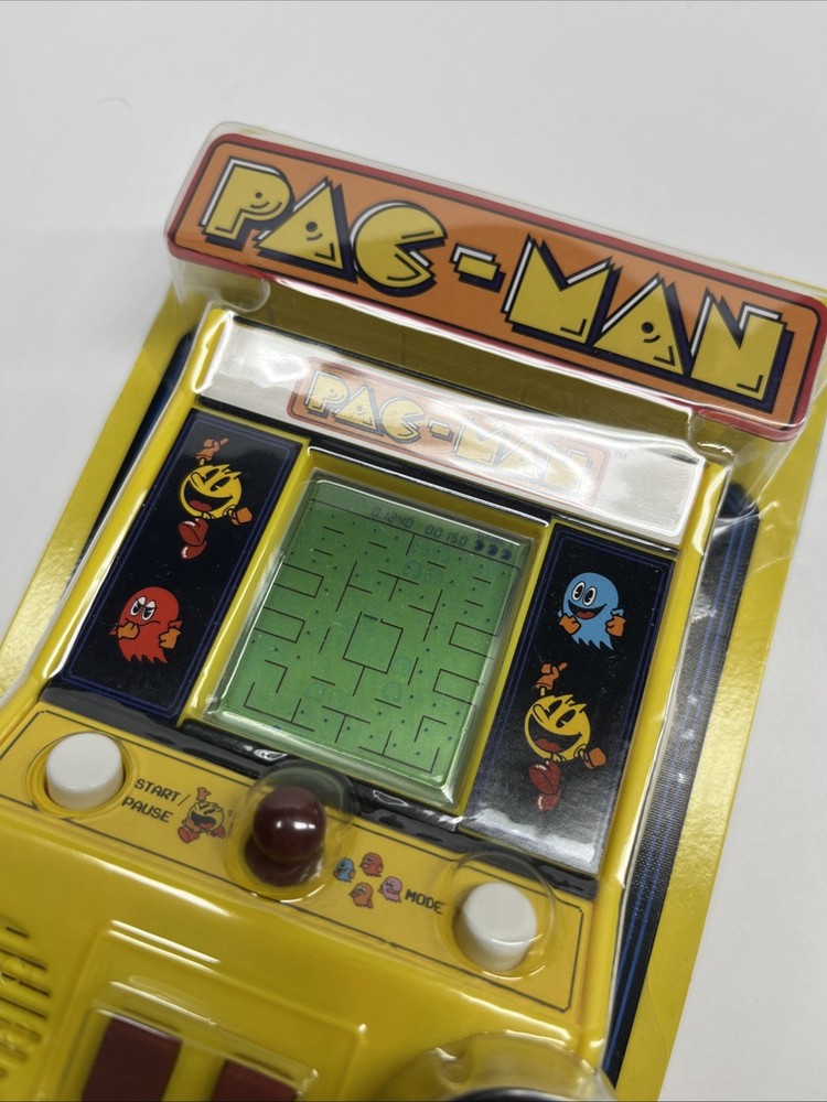 Pac-Man Mini Classic Arcade Game Basic Fun Vintage Pacman Machine