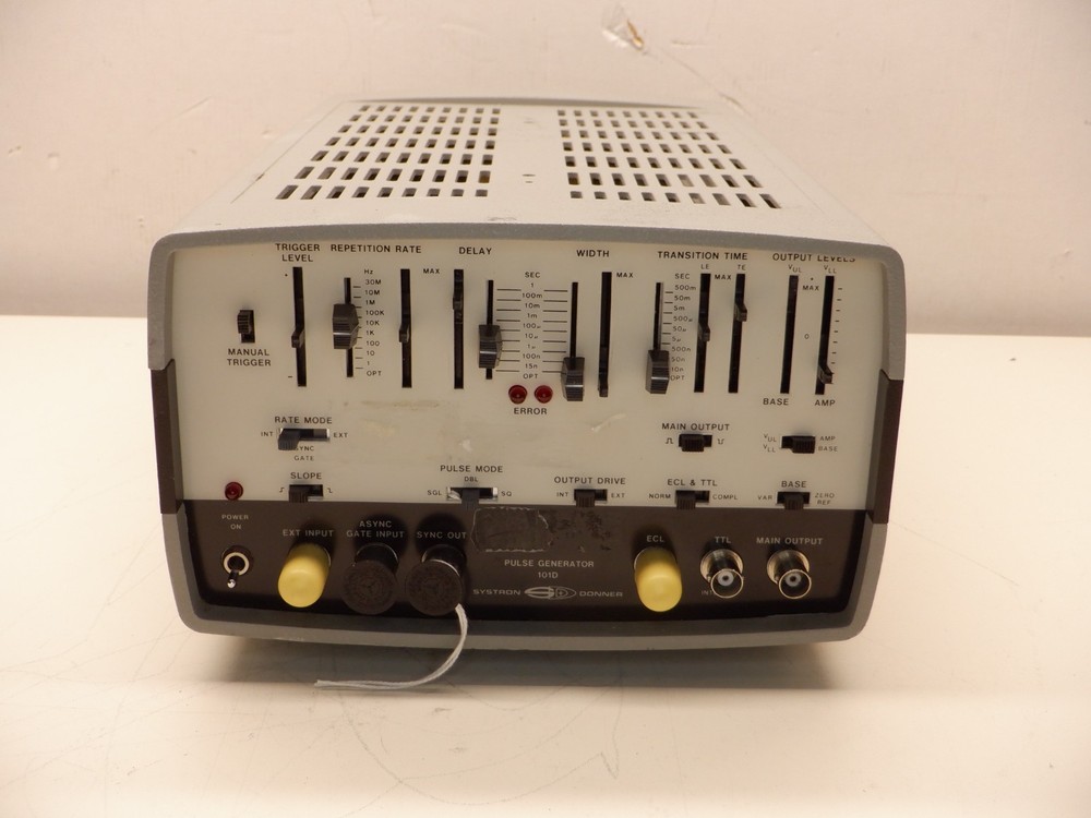 SYSTRON DONNER 101D PULSE GENERATOR