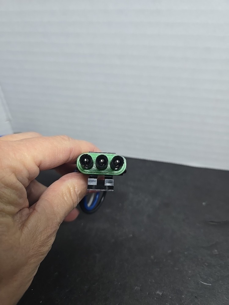 Carquest Premium Multi-Use Connector Part # PTA1166