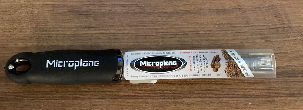 Microplane Professional Premium Series Spice Grater