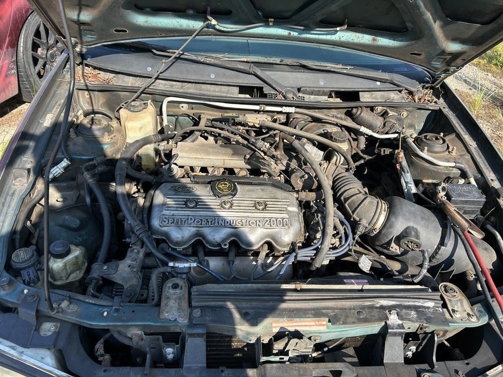 Engine ECM Electronic Control Module Below Center Dash Fits 97 99 ESCORT