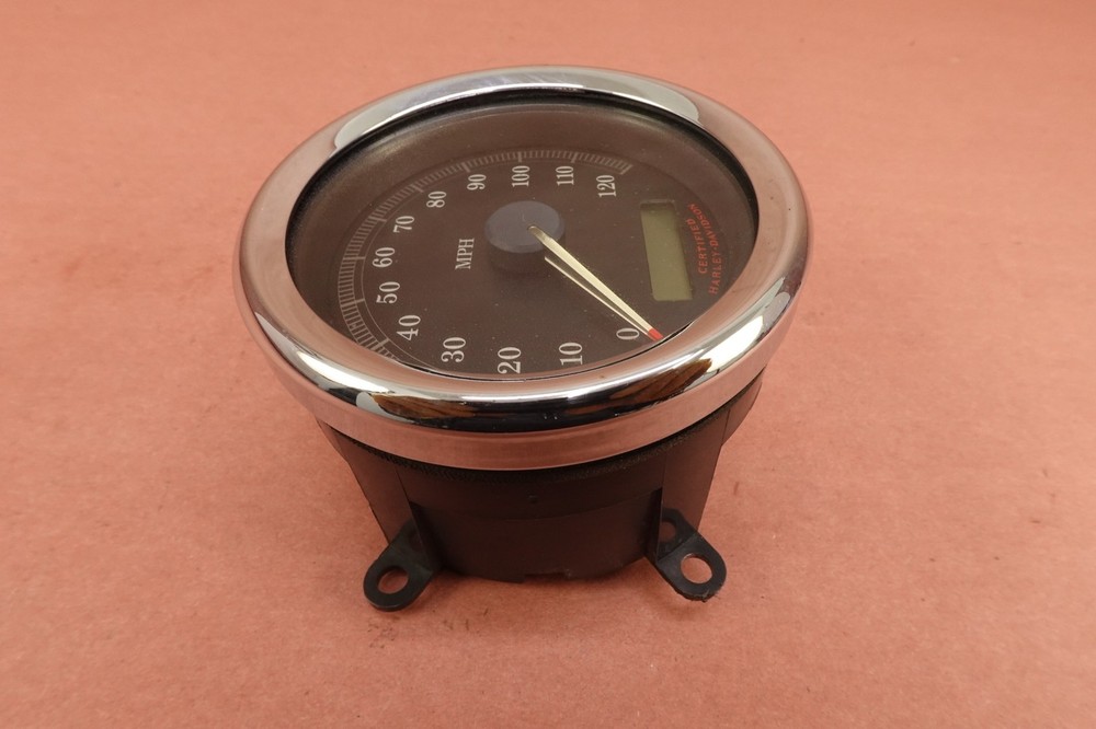 01-06 Harley Davidson Electra Glide FLHTCUI SPEEDOMETER SPEEDO
