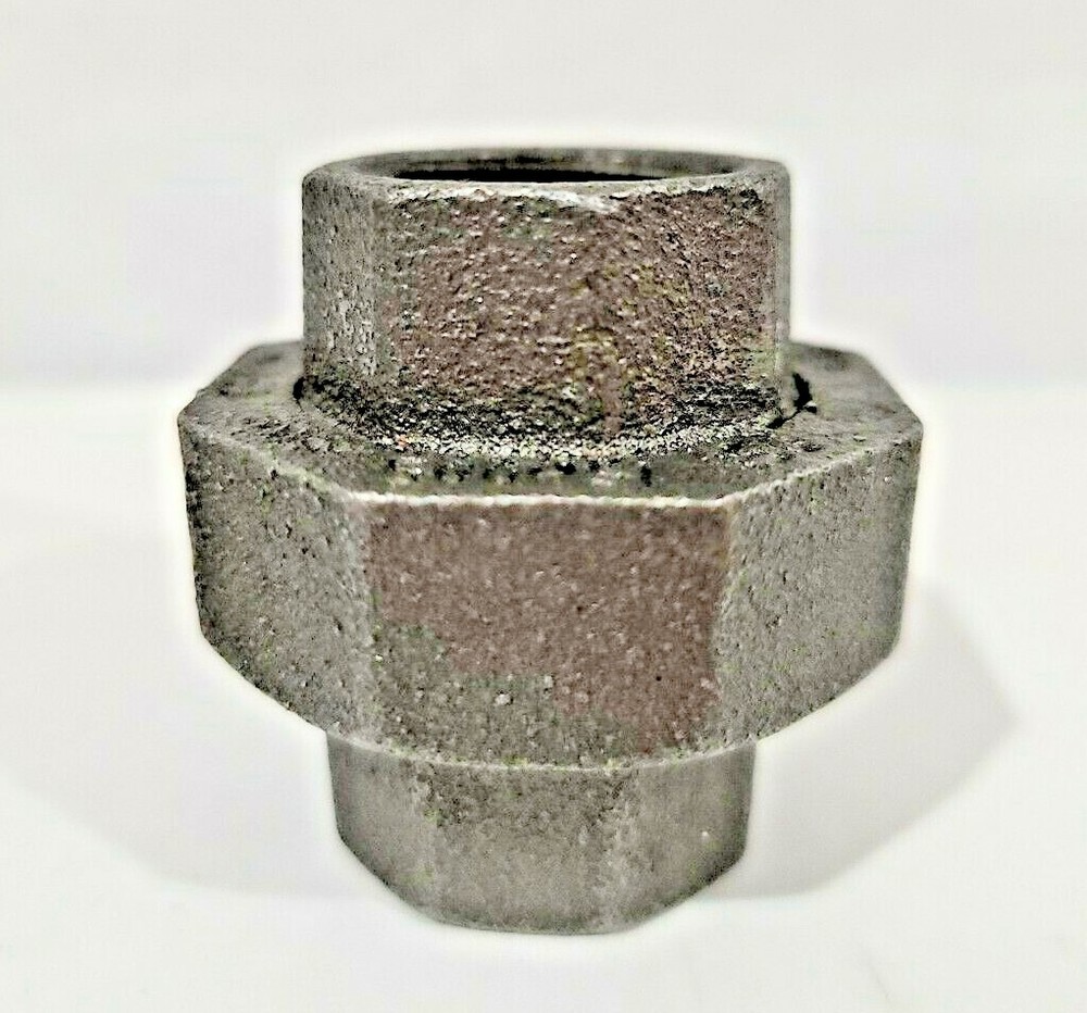 Union Pipe Coupling Threaded 500PSI 150 3/4