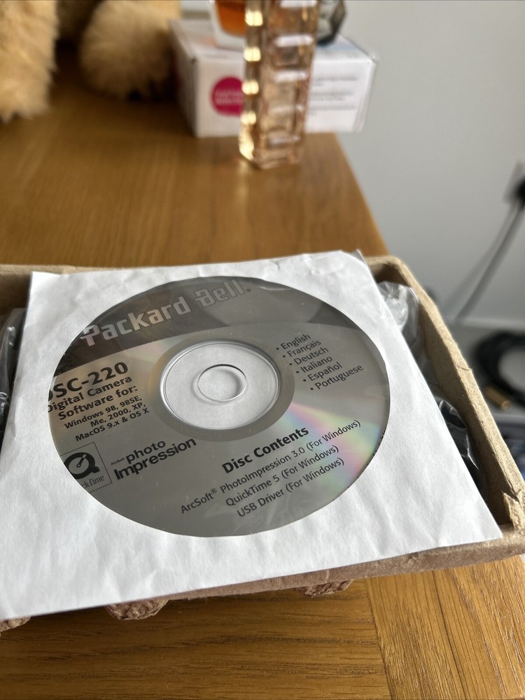 Packard Bell DSC-220 2.1MP Digital Camera - Silver