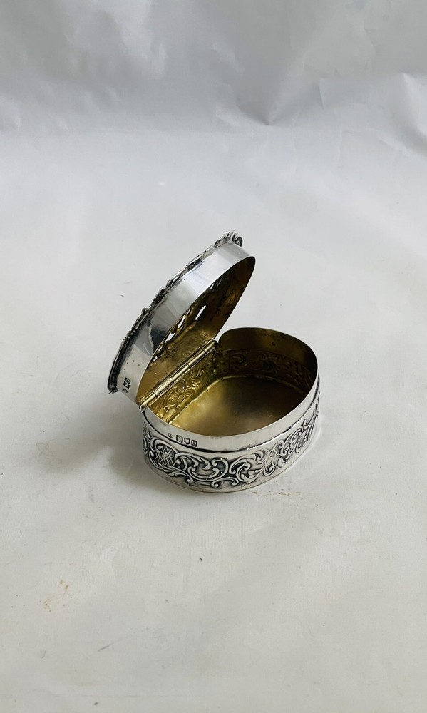 Antique Ornate Openwork Oval Form Box Sterling Silver William Comyns & Sons 1909