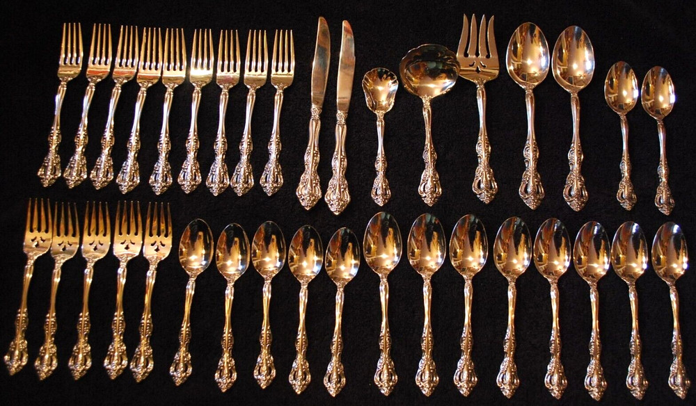 ONEIDA MICHAELANGELO 36 PIECE SET Stainless Steel Flatware Heirloom CUBE Exc.