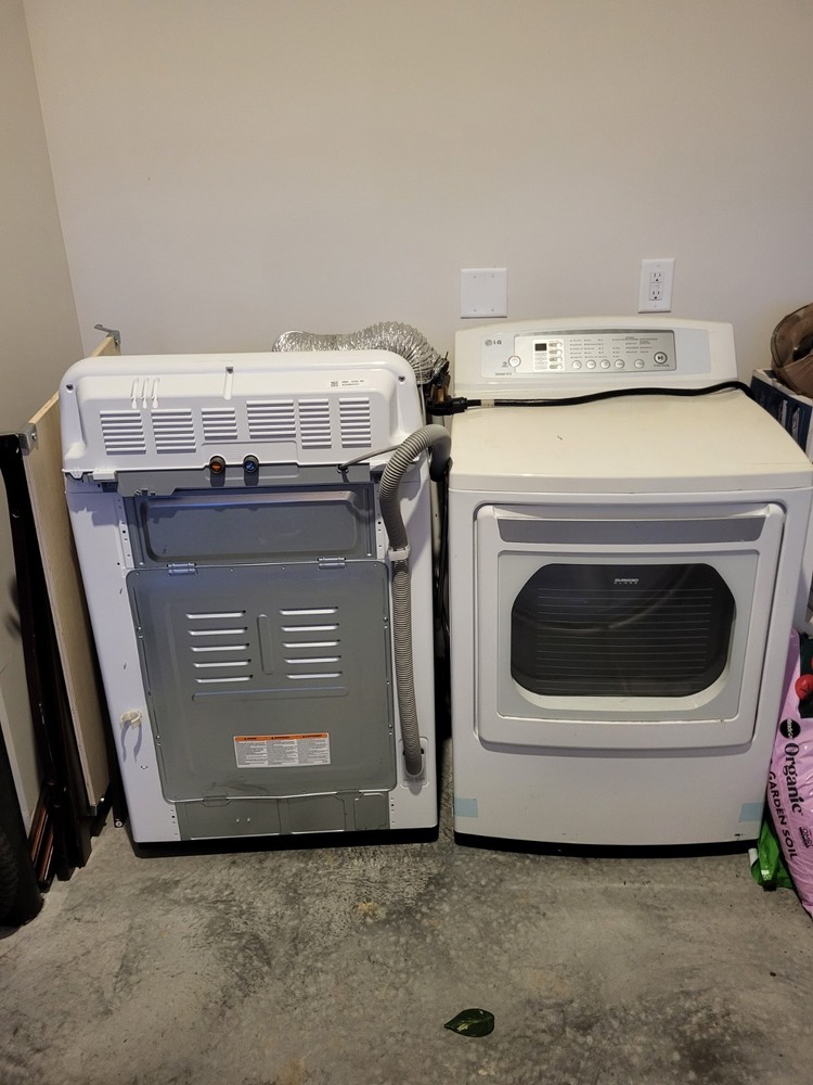 LG washer dryer set used pre owned