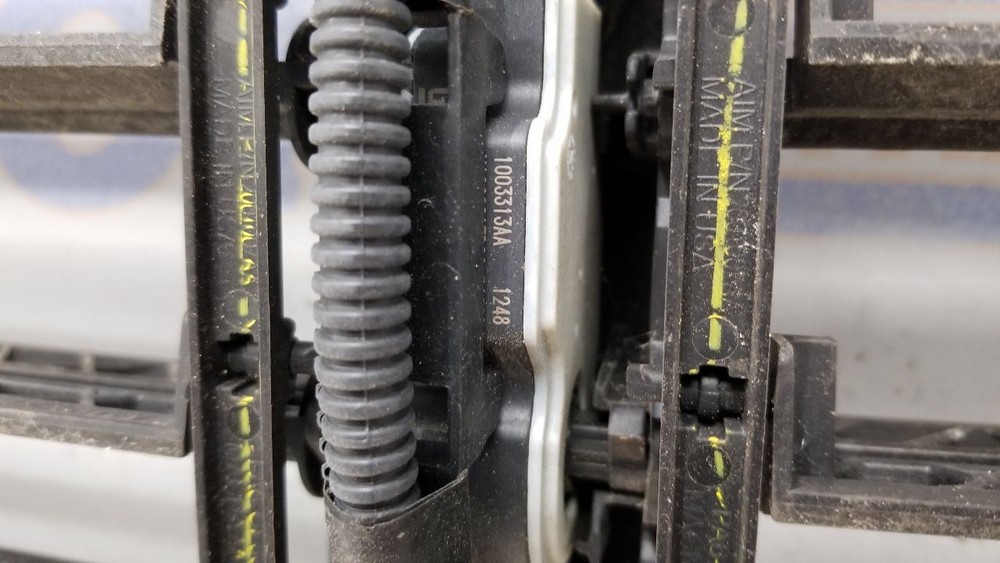 19 GMC YUKON 5.3L AIR SHUTTER ASSEMBLY