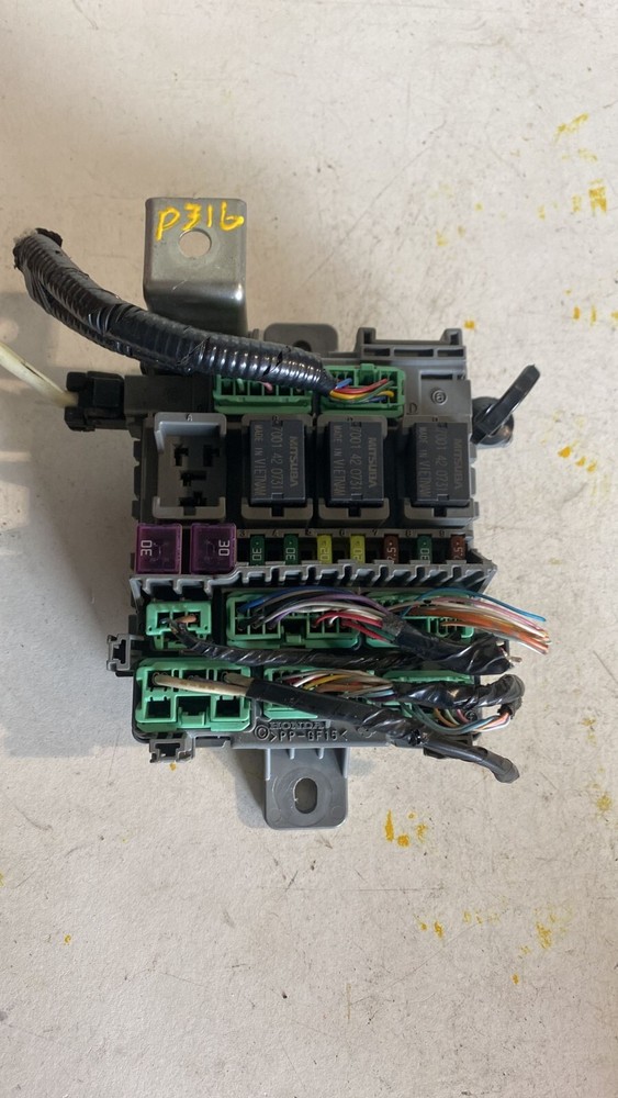 2011 Acura RL Secondary Dashboard Fuse Box Junction Unit Assembly
