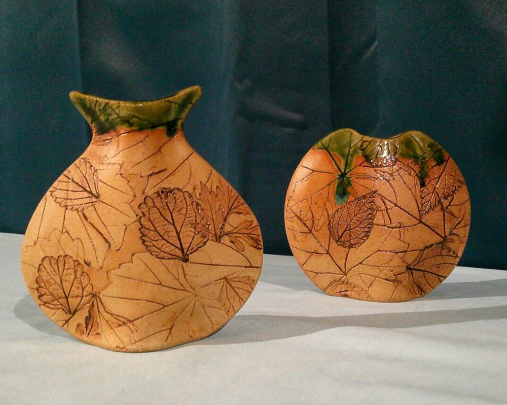 Set of 2 Leaf Etched Vases