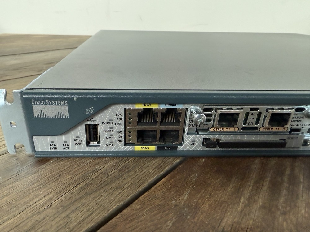 Cisco 2801 Router (CISCO2801)