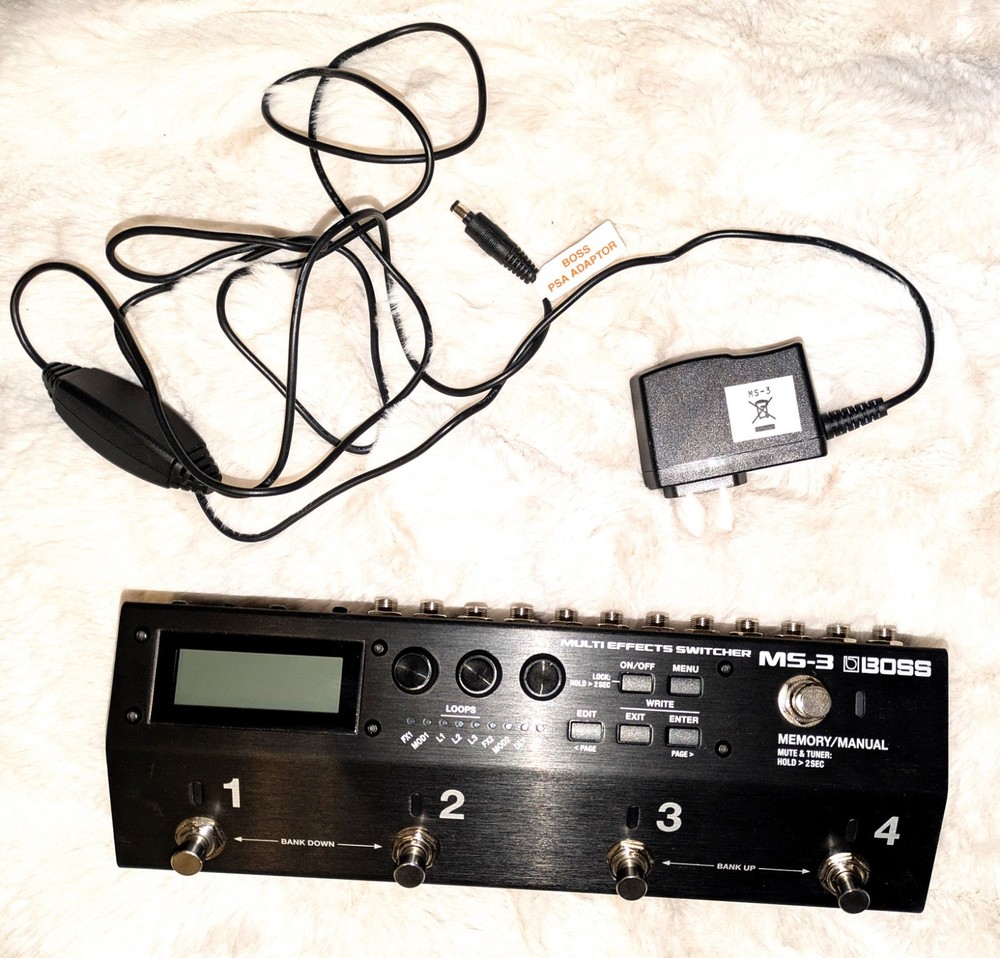 Boss MS-3 Multi Effects Switcher Loops Built-in Effects Pedal Switcher + Adapter