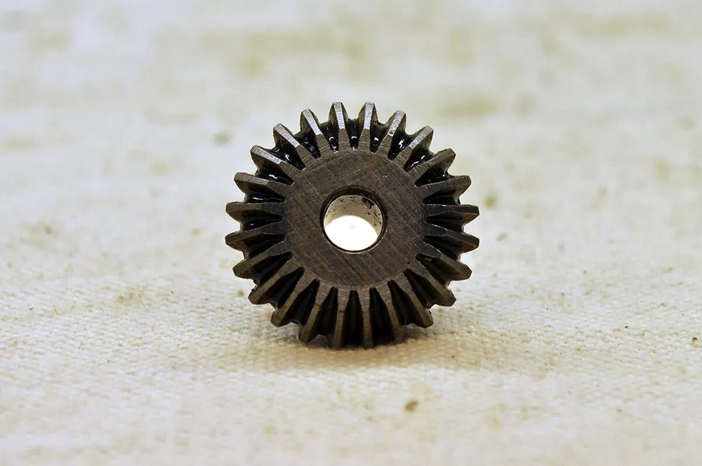 Bevel Gear / Boston L96Y