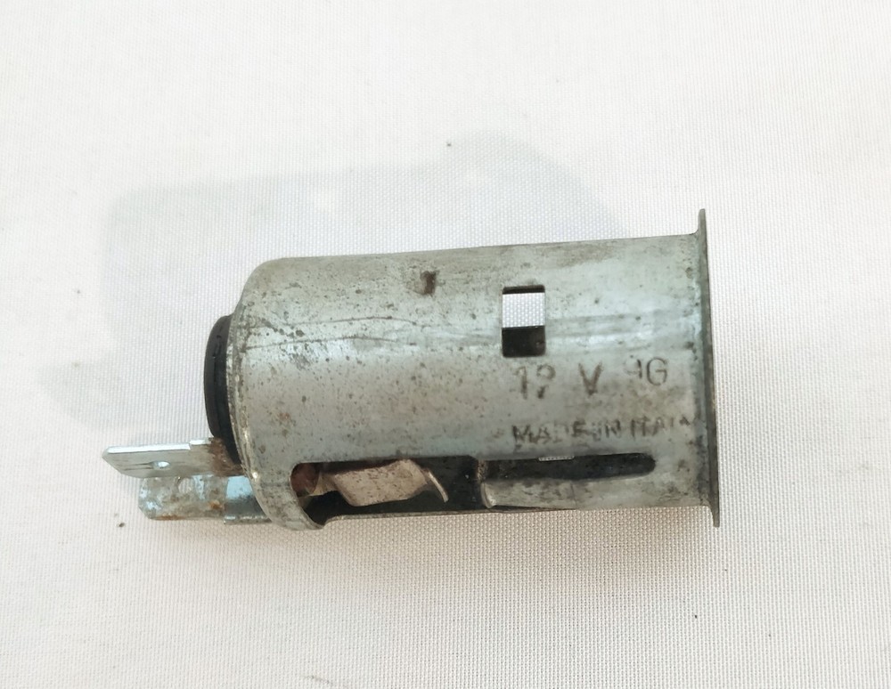 Range Rover Classic Front Cigarette Lighter and Socket