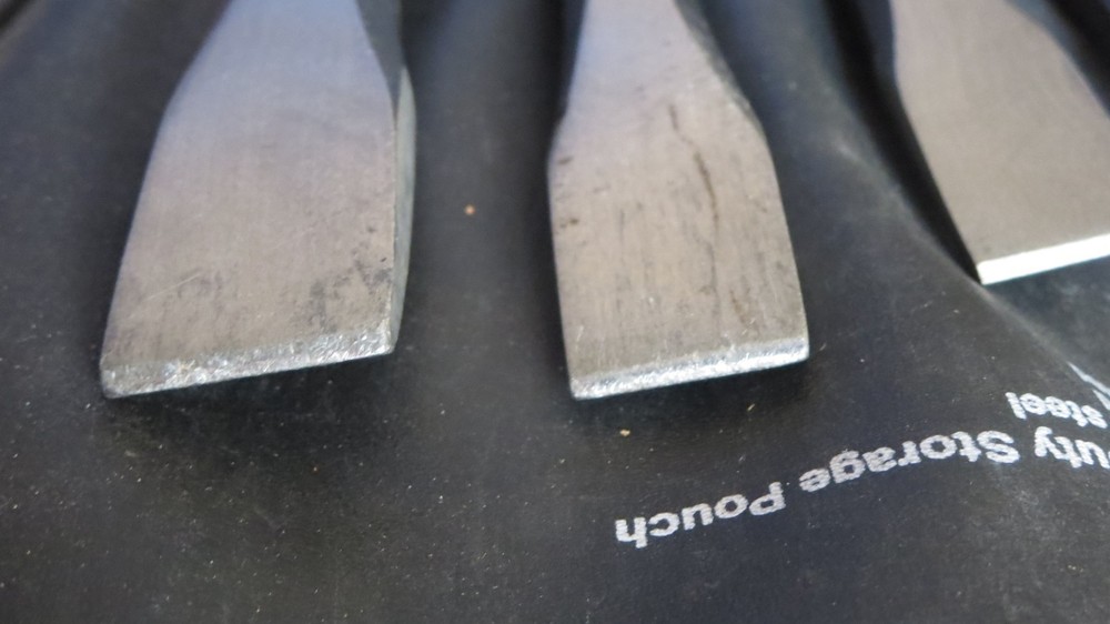 PUNCH & CHISEL SE 13 pieces [ 1 missing from set. ] All useful sizes.