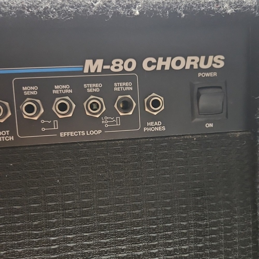 Fender M-80 Chorus Solid State Guitar Amplifier Combo Amp