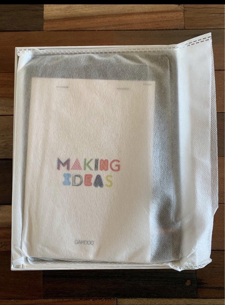 Wacom Bamboo Slate Small Drawing Tablet CDS610 Folio Smartpad