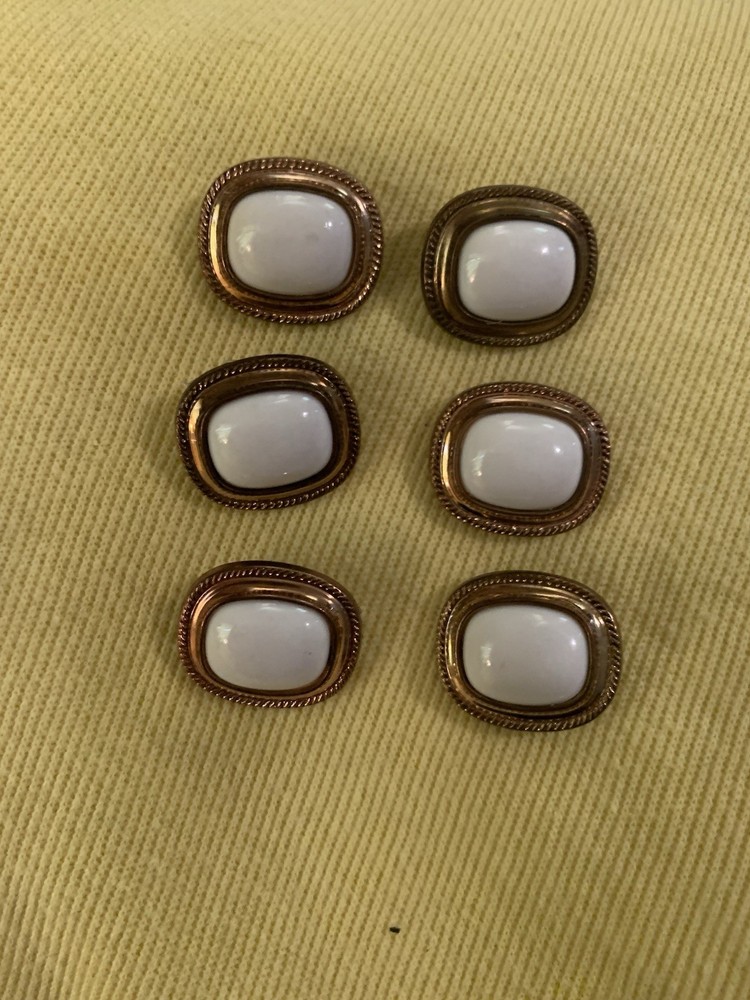 Lot Of 6 Vintage Plastic Rectangular White And Gold Buttons