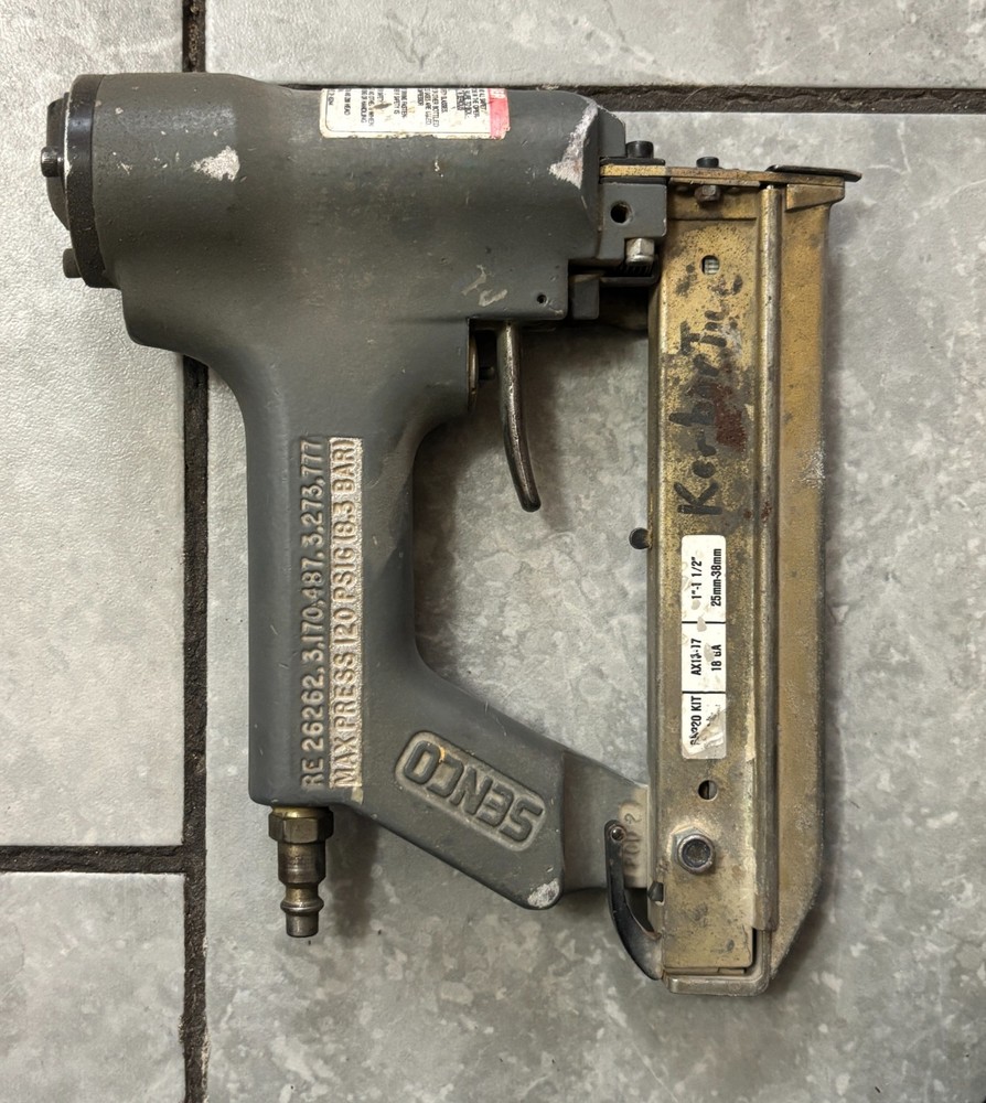 Senco Model L Pneumatic stapler with case