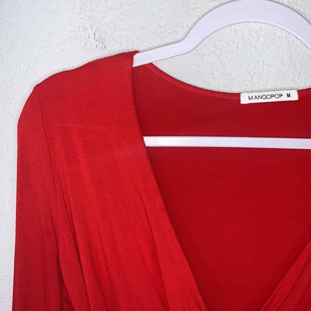Mangopop Red Deep V-Neck Twist Front Bodysuit Size Medium